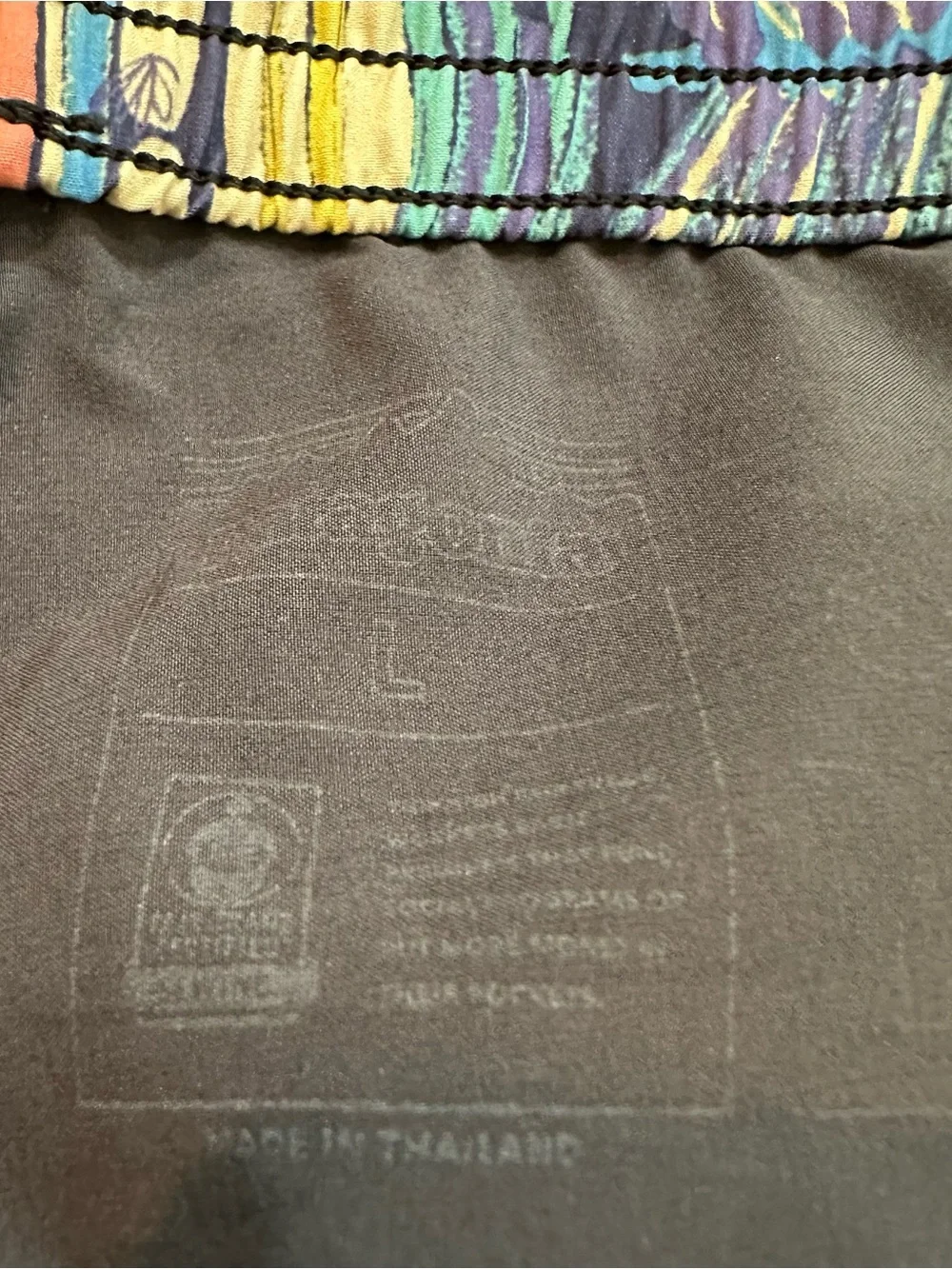 Patagonia Men's Hydropeak Volley 16" Regular Fit Boardshorts Size Large - Picture 9 of 11